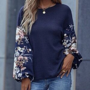 SHEIN Black Floral Sleeve Blouse